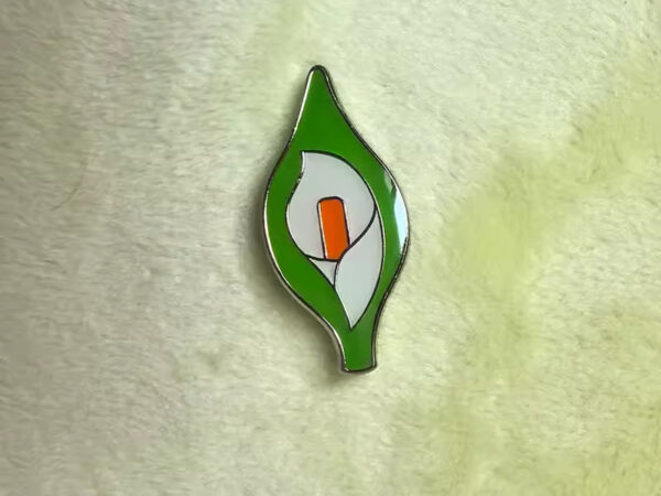 Easter Lily Lapel Pin